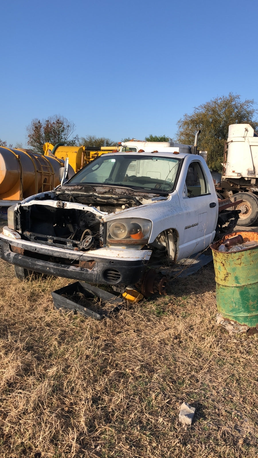 Camion 3.5 TON Dodge Ram 2006